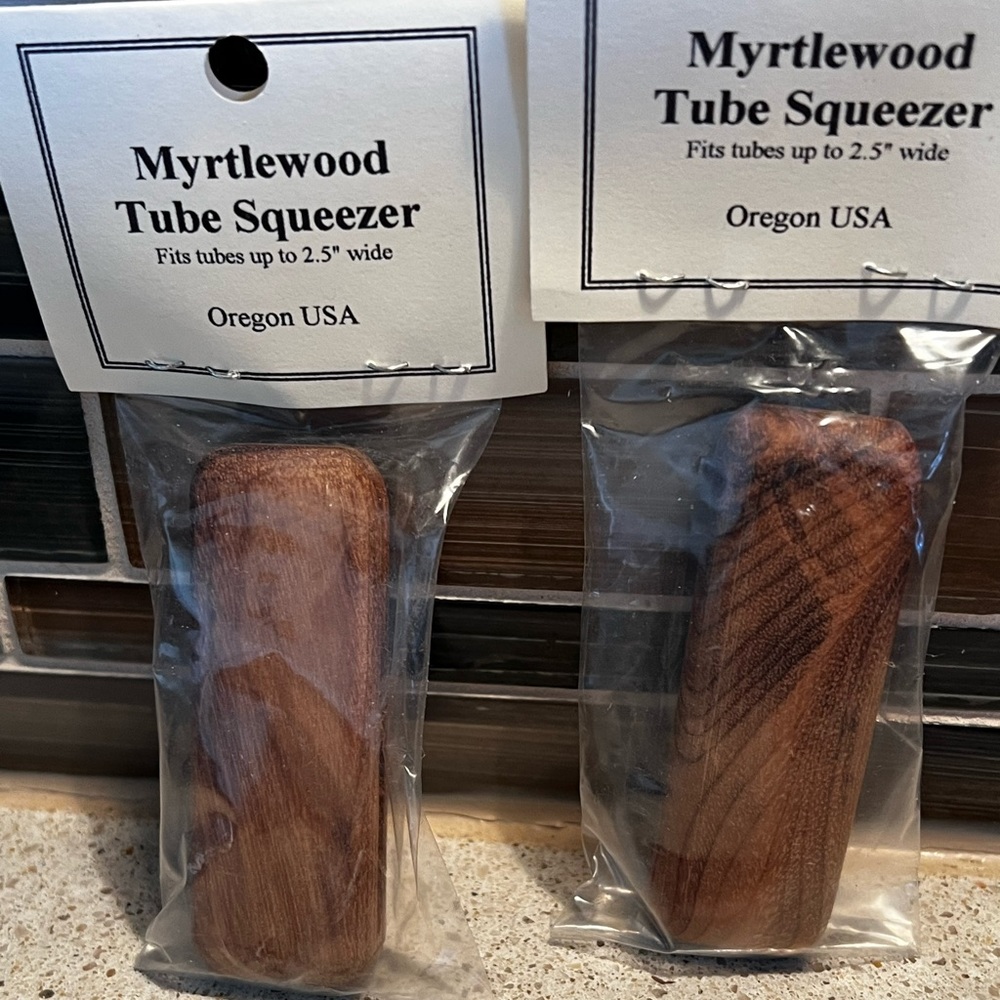 🆕 2 Oregon myrtlewood hand made tube squeezers - toothpaste for example